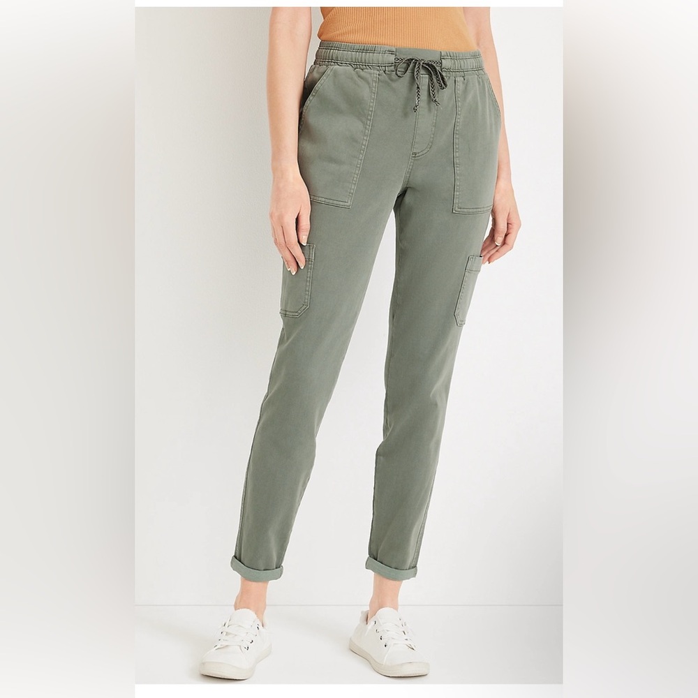 THREE NWOT MAURICES WEEKEND DRAWSTRING PULL-ON CARGO STRETCH TAPERED PANT XS